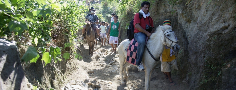 horseback riding taal volcano tagaytay